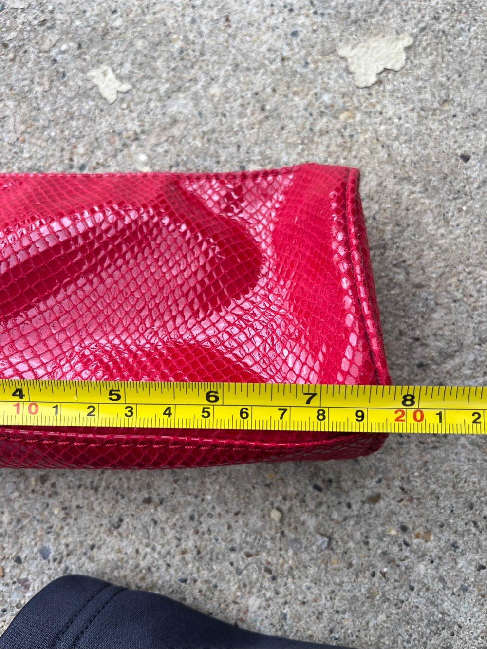 Like new Limited Edition Michael Kors Red Snake-Embossed Tassel Cosmetic Bag - Picture 12 of 15